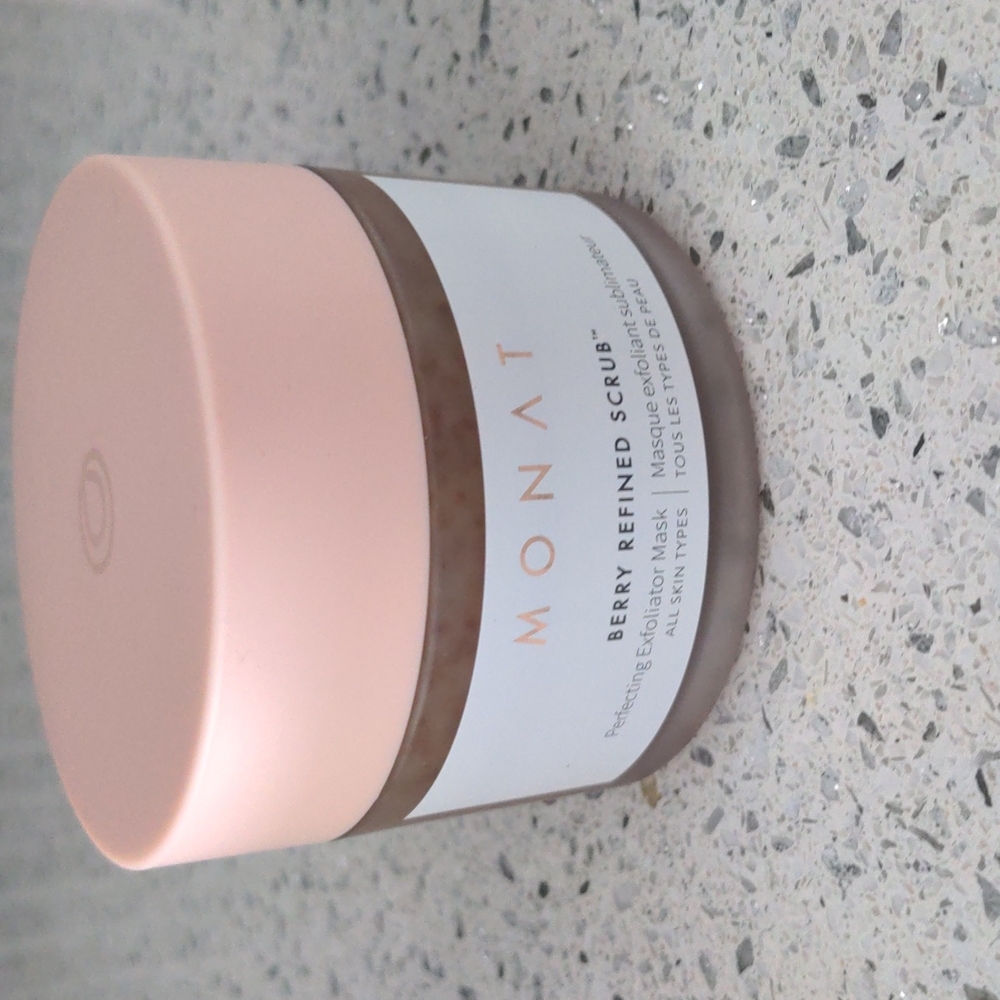 Facial scrub